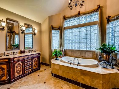 Breckenridge Luxury Vacation Rental with Six Bedrooms